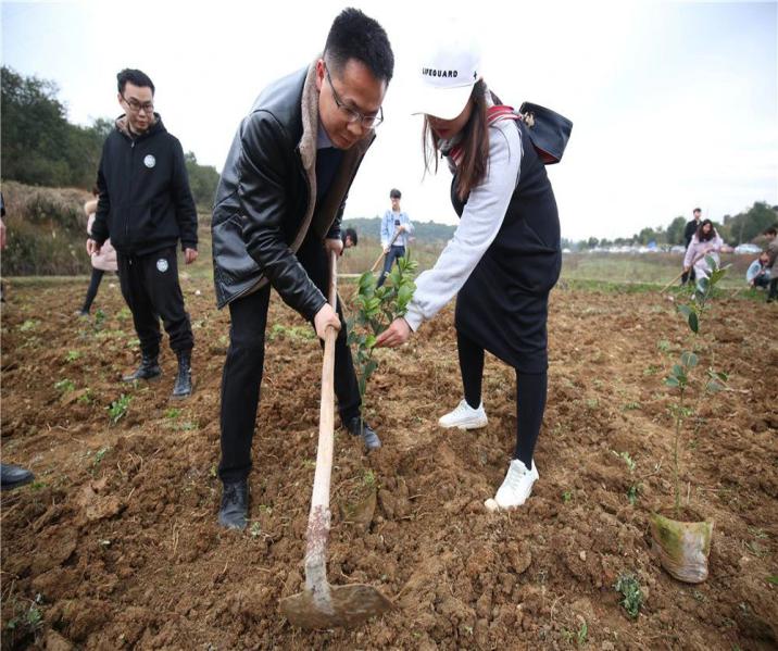 0269f43cf6349b419b8426c94ded1f85